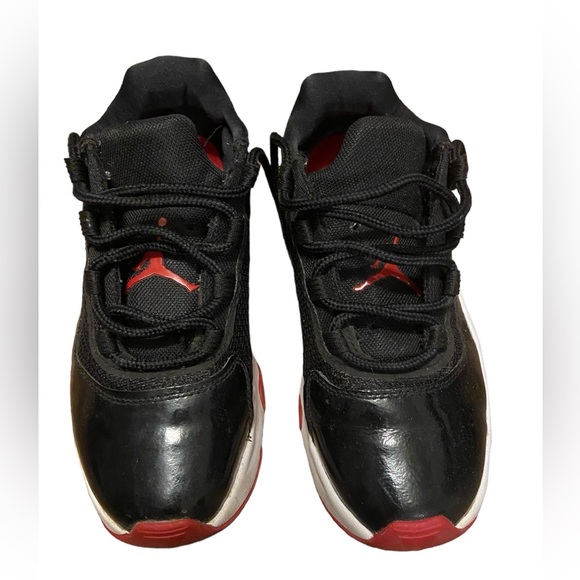 Jordan Other - Boys size 5 Jordan Sneakers